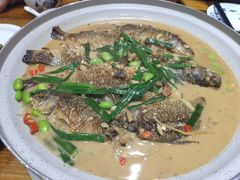 红烧河鱼-下梅人家土菜馆(历史文化餐厅度假区店)