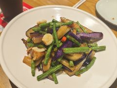 -伊喜饺子·烤鸭(五道口学院路店)