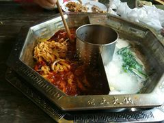-佬土鹅肠火锅(解放路店)