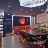 里面水果也很多，百香果，菠萝，西瓜，橙子，哈密瓜…