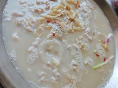 -老来福·非遗酸汤兔(凯旋路店)