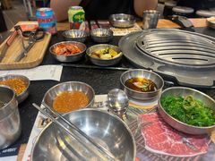 -GOGIYA·咕叽吖韩国传统烤肉店(东方新天地店)