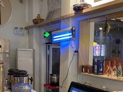 -毛辣果·贵州红酸汤牛肉火锅(西单店)