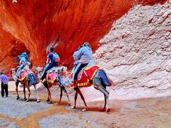 -天山神秘大峡谷