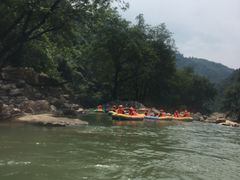 -雅鲁激流探险漂流