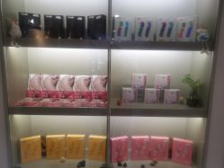 -咪咪专业脱毛连锁机构