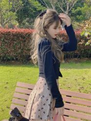 -AYO SALON