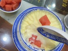 -广信牛奶甜品世家(台东店)