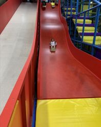 -蹦贝运动中心·蹦床·攀岩·闯关(龙岗店)