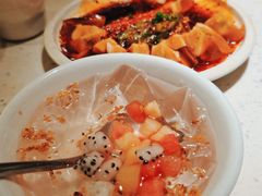 -江渔儿酸菜鱼·拔草餐厅(虎门君乐汇店)