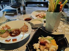 -穹六人间 people 6(岳阳路店)