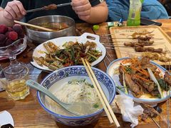 -东大桥小国抻面烧烤(长通路店)