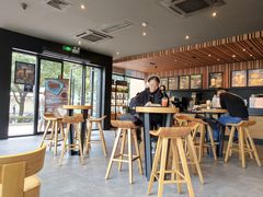 -星巴克(美丽华花园店)