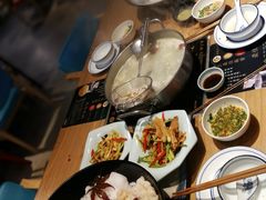 听说打酱友又新上了一款新产品都是保健养生的夏天吃了不会上火冬天吃了暖身又养胃所以段友们不用怕夏天吃火锅上火啦还等什么来吧-打酱友•斑鱼海鲜粥火锅(吴桥店)
