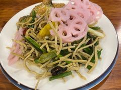 -浑河春面馆非遗鹿角面(良乡店)