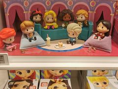 -泡泡玛特POPMART(杭州乐堤港店)