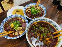 -黔肠旺面馆(八鸽岩店)