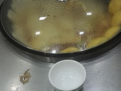 -屯老二农家铁锅炖·行业领军者(梅江店)