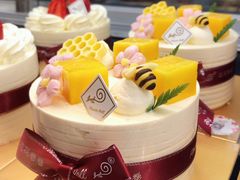 -花花卷卷·鲜食蛋糕(静安久光百货店)