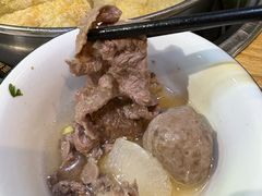 玉米萝卜牛骨汤底-夜牛潮汕鲜牛肉火锅店(翻身店)