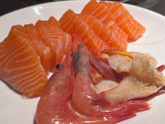 -钱小奴海鲜自助黑金店(杭州滨江龙湖店)