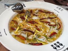 -渔语鱼新川菜Bistro(万象天地店)