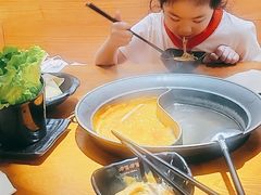 -呷哺呷哺(普陀乐购真北店)