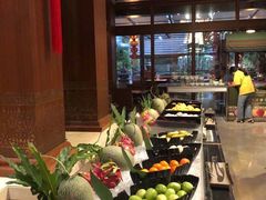 自助取餐区-西双版纳洲际度假酒店-海鲜傣味烧烤·侬香全日制餐厅
