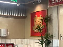 -四囍码头海鲜烧烤自助火锅(外滩南京东路悦荟广场店)