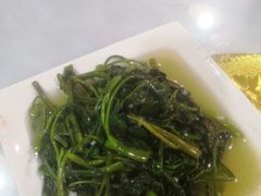 -华光驿站私房菜·黑金冠