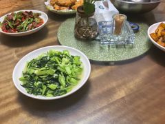 -芦茨金富饭庄·25年老字号·专做稻草鸡