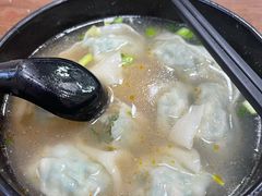 菜肉馄饨-万寿斋(山阴路店)