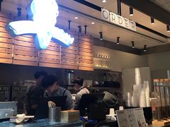 -喜茶(上海兴业太古汇店)