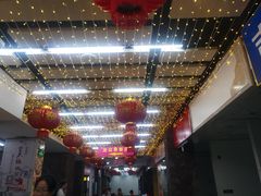 -泰龙城小吃街