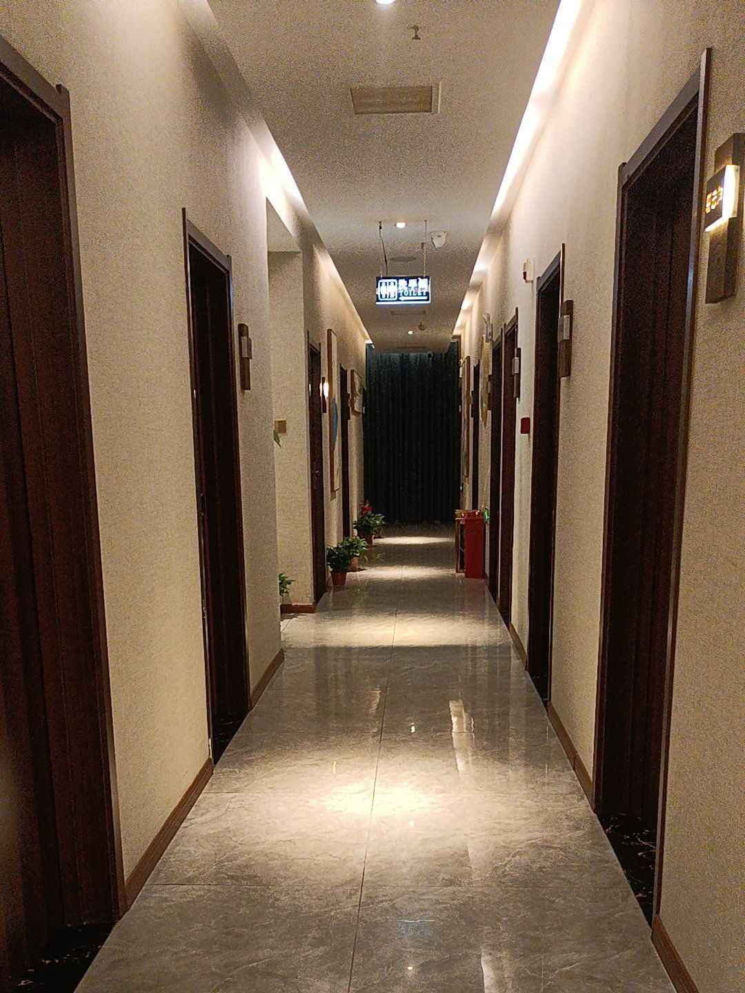 休闲养生spa会馆推荐强烈推荐本店,环境干净舒适