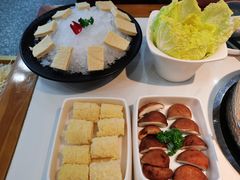 -潮汕酱记鲜牛肉火锅(欧尚店)