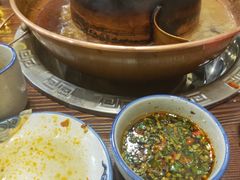 -燚焱炎火铜锅涮·烧烤