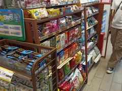 -全家便利店(上海南站站店)