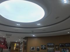 -雅悦齿科(顾村公园店)