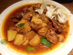 沙湾大盘鸡-塔哈尔·新疆盛宴(城西银泰店)