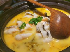 -九锅一堂酸菜鱼(学府凯德店)