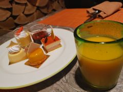 -松咖啡自助餐厅·松北香格里拉
