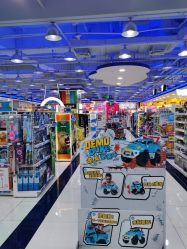 -玩具反斗城(正大广场店)