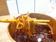 -侯志伟纯手工酸辣粉(荣民时代广场店)