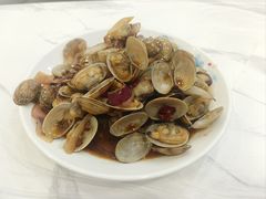 -江城燕子大排档(江汉路步行街店)