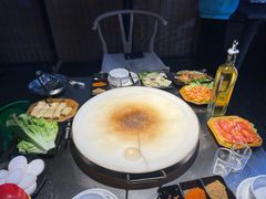 -冰冰龙虾·江湖菜·花园江景餐厅