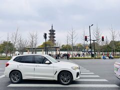 -龙华寺