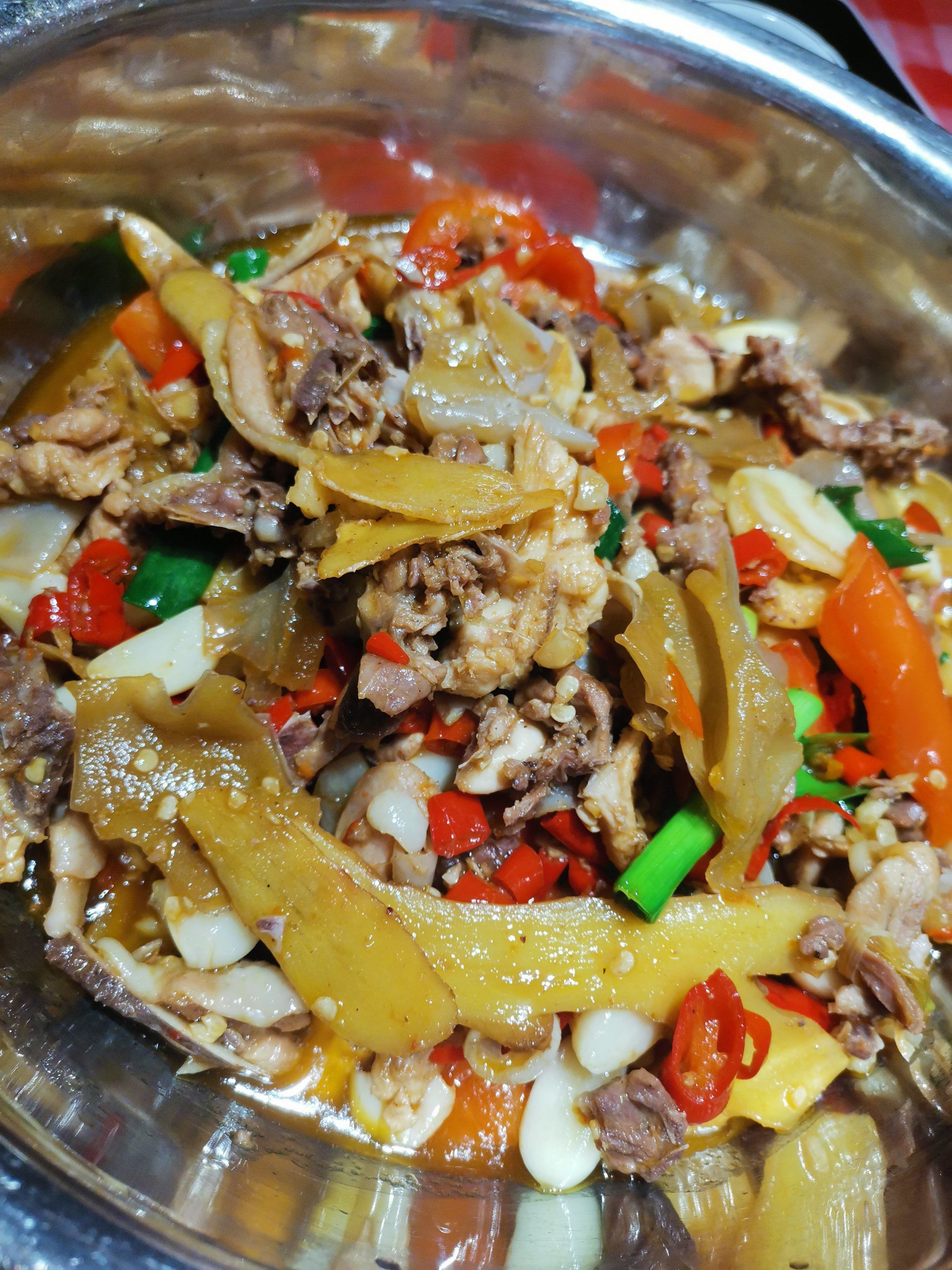 本地人推荐的衡阳胡子锅土鸡菜馆