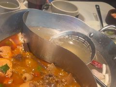 -左庭右院鲜牛肉火锅(金山万达店)