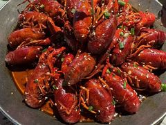 -巴厘龙虾·榜首油焖大虾(音乐学院·沿江酒馆店)